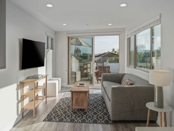 Pacific Beach Vacation Home Five Bedrooms Sleeps Ten Guests