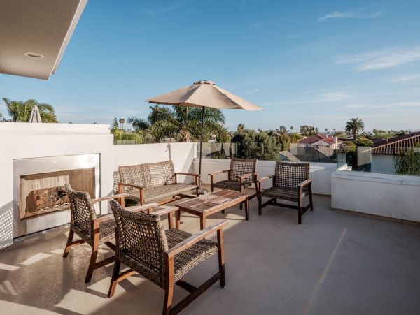 Pacific Beach Vacation Home Five Bedrooms Sleeps Ten Guests