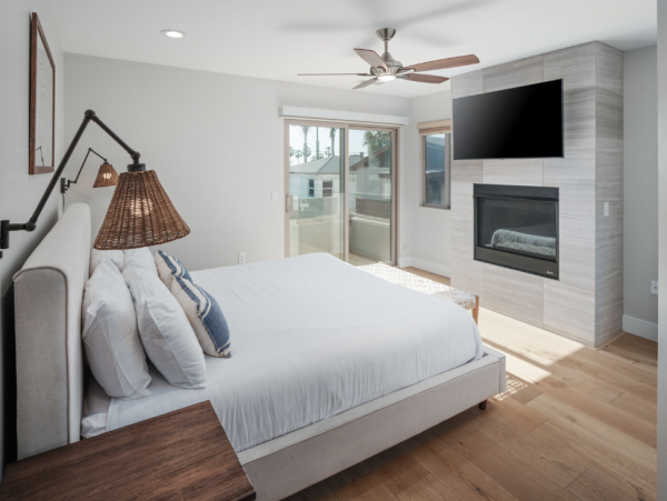 Coastal Modern Retreat with Rooftop Deck