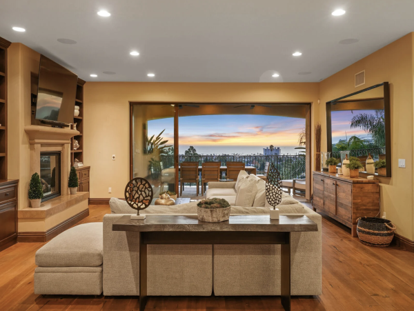 Pacific beach Luxury Estate. Home
