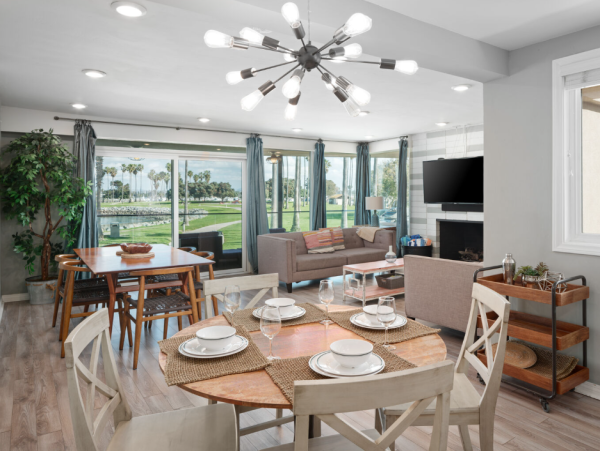 Bayfront Bliss, Spacious Deck with Amazing Water Views