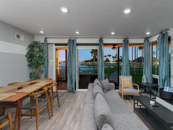 Bayfront Bliss, Spacious Deck with Amazing Water Views