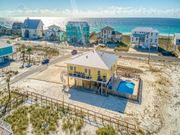 Navarre Six Bedroom Vacation Rental Beach Across the Street
