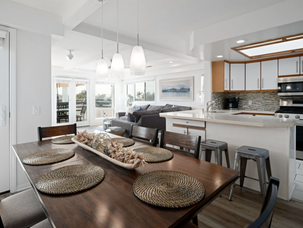 Mission Beach 2nd Floor Family Friendly Home Close to Bay & Beach