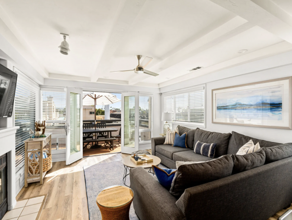 Mission Beach 2nd Floor Family Friendly Home Close to Bay & Beach