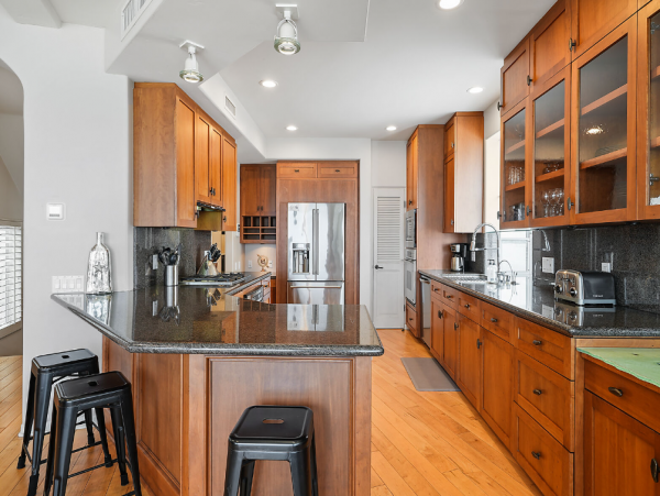 Mission Beach 4 Bedroom Vacation Getaway with Bay Views
