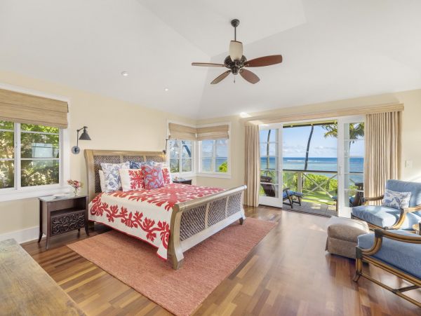 Private Exclusive Oahu Beachfront Estate- Main House Plus Carriage  House
