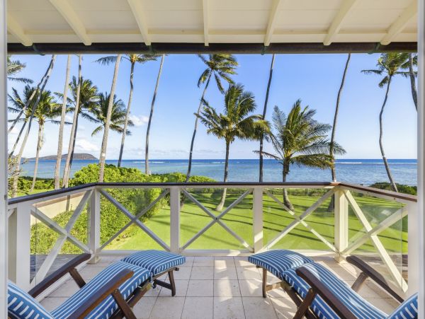 Private Exclusive Oahu Beachfront Estate- Main House Plus Carriage  House