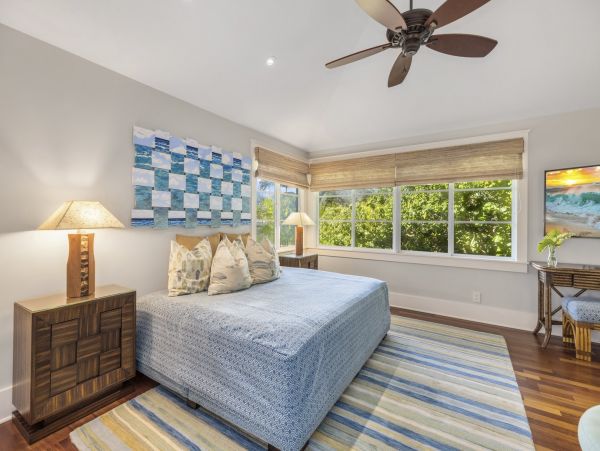 Private Exclusive Oahu Beachfront Estate- Main House Plus Carriage  House