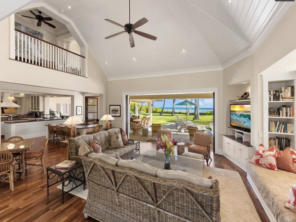 Private Exclusive Oahu Beachfront Estate- Main House Plus Carriage  House