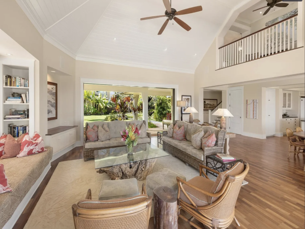 Private Exclusive Oahu Beachfront Estate- Main House Plus Carriage  House