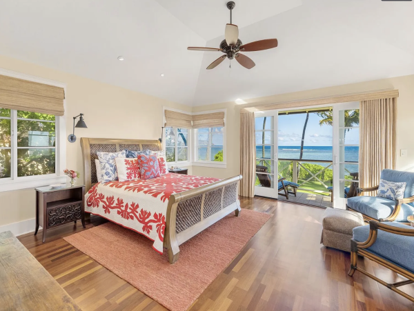 Private Exclusive Oahu Beachfront Estate- Main House Plus Carriage  House