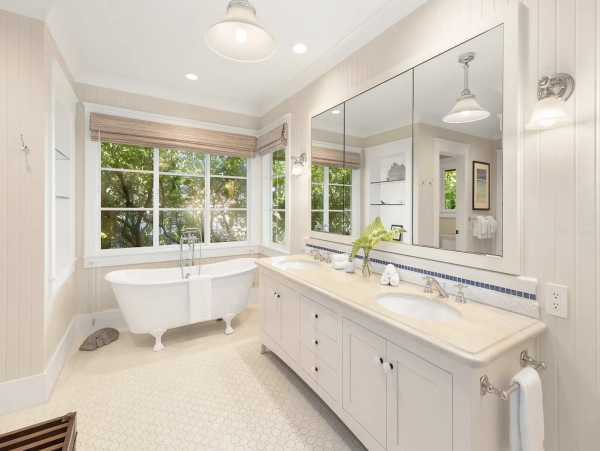 Private Exclusive Oahu Beachfront Estate- Main House Plus Carriage  House