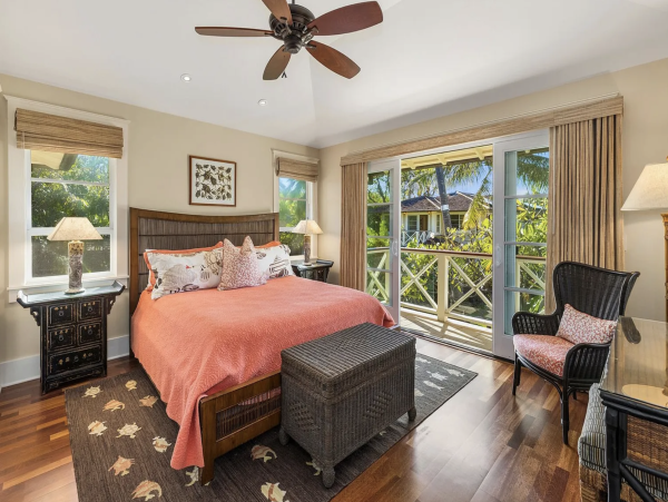 Private Exclusive Oahu Beachfront Estate- Main House Plus Carriage  House