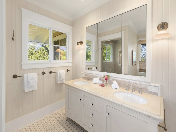 Private Exclusive Oahu Beachfront Estate- Main House Plus Carriage  House