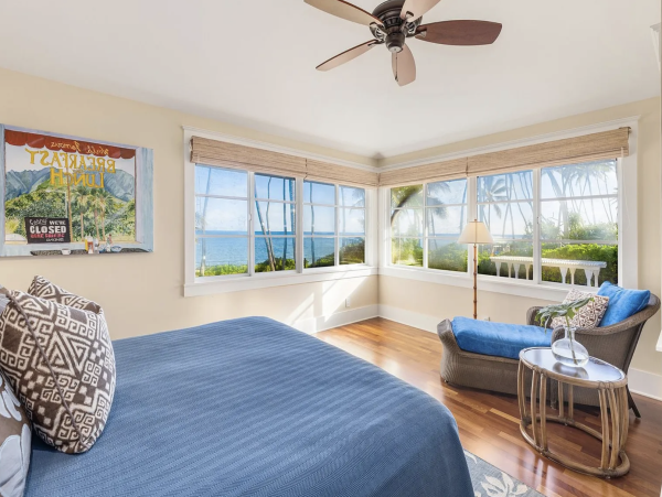 Private Exclusive Oahu Beachfront Estate- Main House Plus Carriage  House