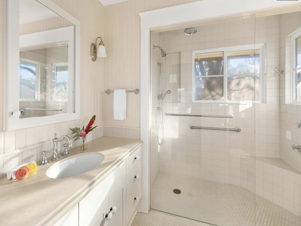 Private Exclusive Oahu Beachfront Estate- Main House Plus Carriage  House