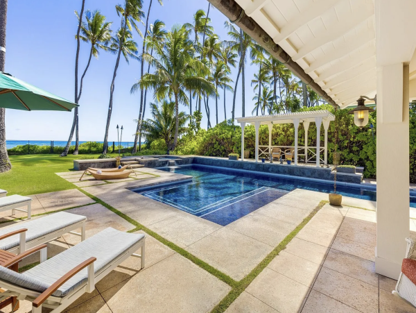 Private Exclusive Oahu Beachfront Estate- Main House Plus Carriage  House