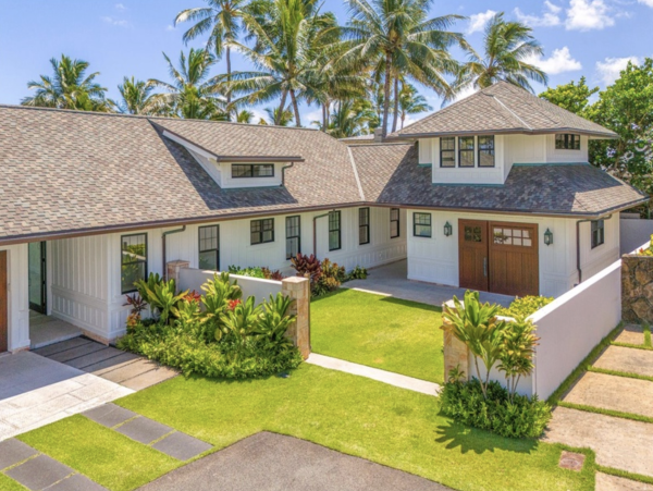 Private Exclusive Oahu Beachfront Estate- Main House Plus Carriage  House