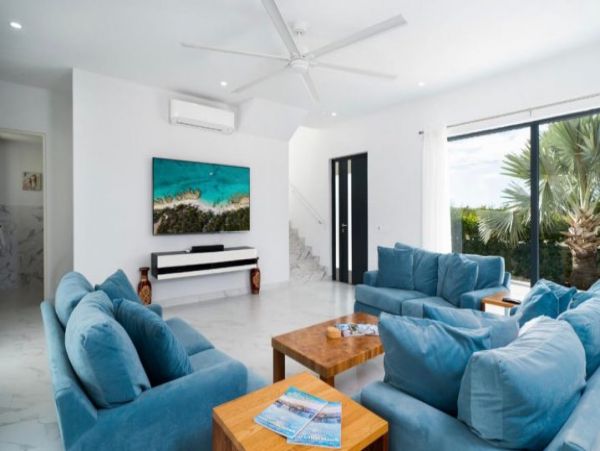 Turks and Caicos Vacation Home + Two Studios Sleeps 16 Guests