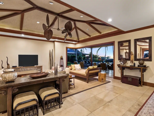 Big Island Gold Coast Luxury Oceanfront Estate