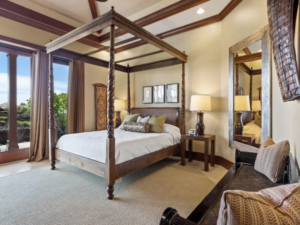 Big Island Gold Coast Luxury Oceanfront Estate