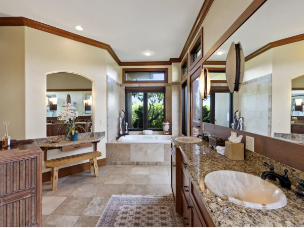 Big Island Gold Coast Luxury Oceanfront Estate