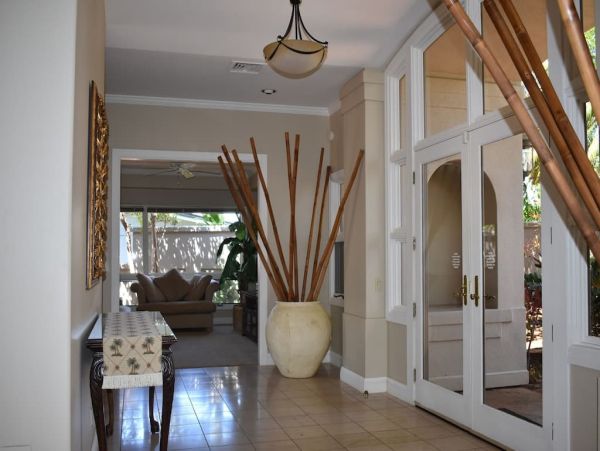 Five Bedroom Exceptional Beachfront Home in Napili
