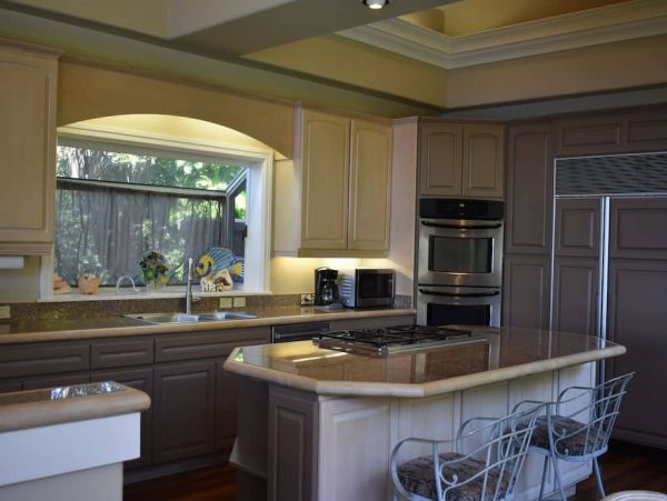 Five Bedroom Exceptional Beachfront Home in Napili