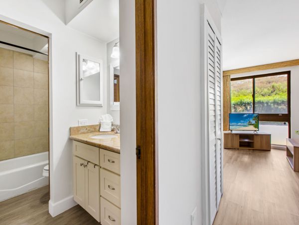Kahana Condo 1055244