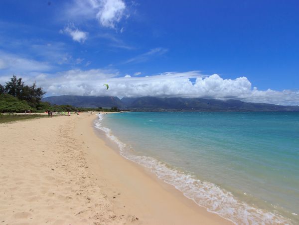 2 Bedroom Vacation Condo Steps from Kahana Beach Sleeps 6