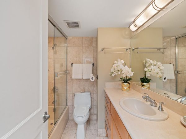 Luxury Kahana Maui Vacation Rental  Ocean View 2-Bedroom Condo