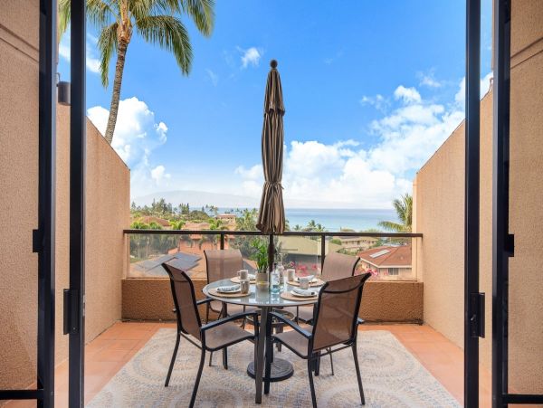 Luxury Kahana Maui Vacation Rental  Ocean View 2-Bedroom Condo