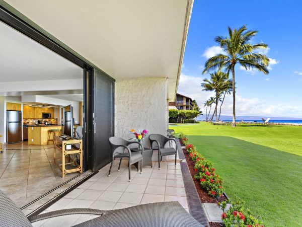Oceanfront West Maui Condo with Sunset Views & Lanais
