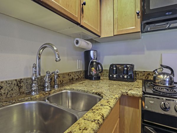 Kaanapali Vacation Condo for Four Guest