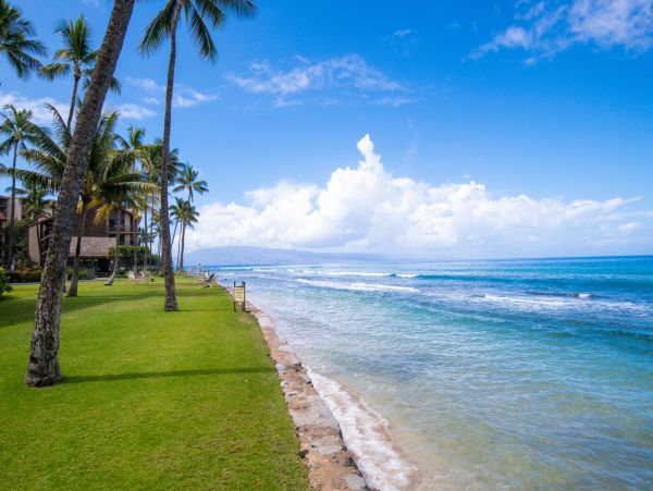 Kahana Lovely Beach Vacation Condo