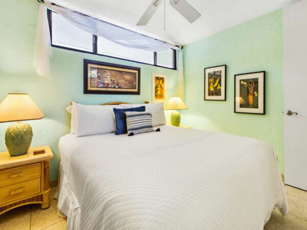 Kahana Lovely Beach Vacation Condo
