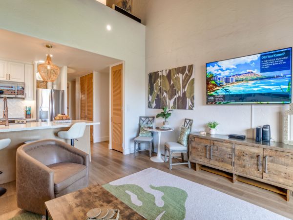 Nothing Short of Fabulous, Views, Beach & Pool