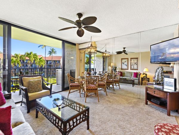 Tropical Vacation Condo with Stunning Views