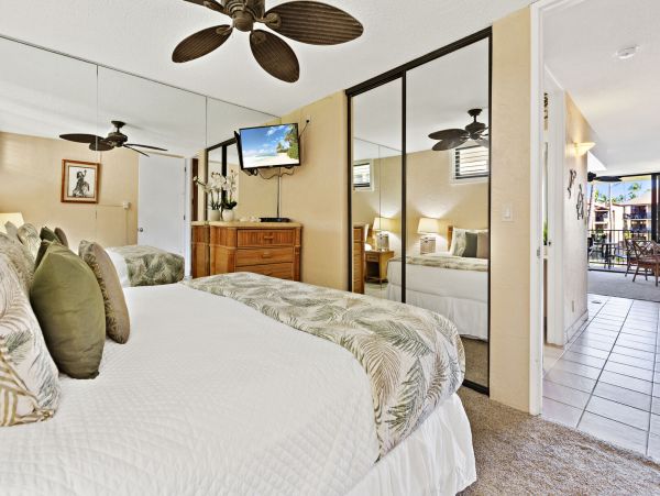 Tropical Vacation Condo with Stunning Views