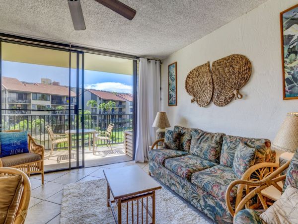 Vacation Condo Private Lanai with Pacific Views