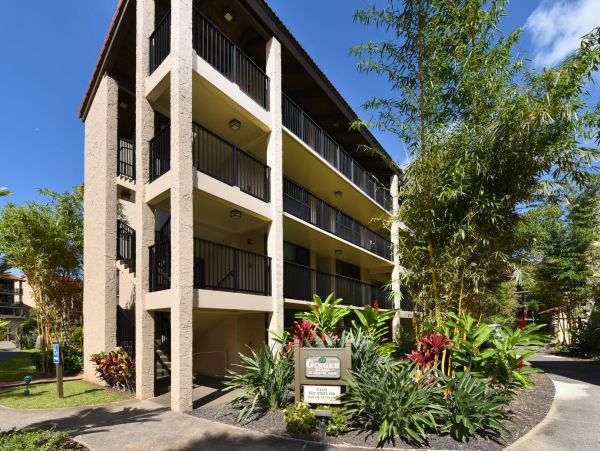 Two Bedroom Oceanfront Vacation Rental in Maui