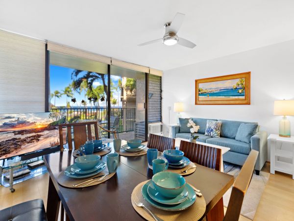 Beachy Condo Garden and Ocean Views