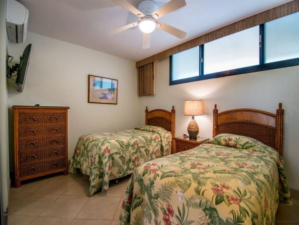 Ocean Views From Maui beach Condo
