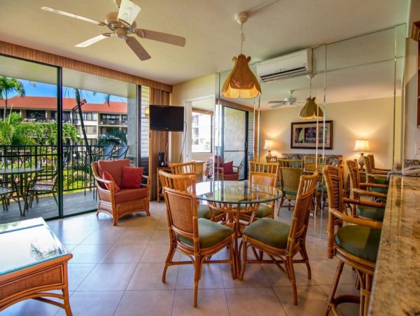 Ocean Views From Maui beach Condo