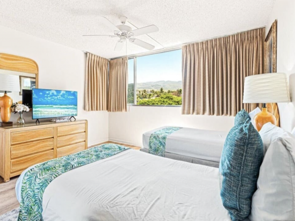 Lovely Getaway with 2 Bedrooms and Ocean Views