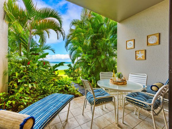 Lovely Kaanapali Condo with Ocean Views 1 Bedroom Sleeps 4