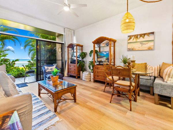 Lovely Kaanapali Condo with Ocean Views 1 Bedroom Sleeps 4