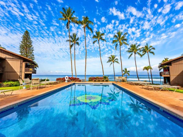 Stylish Oceanview Condo - Tropical Escape with Pool & Sunset Views