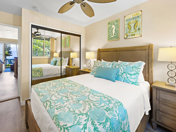 Stylish Oceanview Condo - Tropical Escape with Pool & Sunset Views
